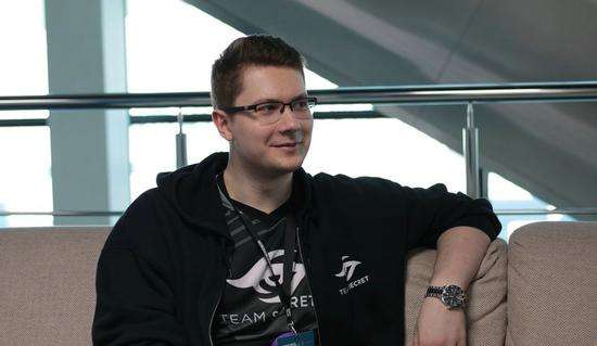 会在公众关 会在公众关