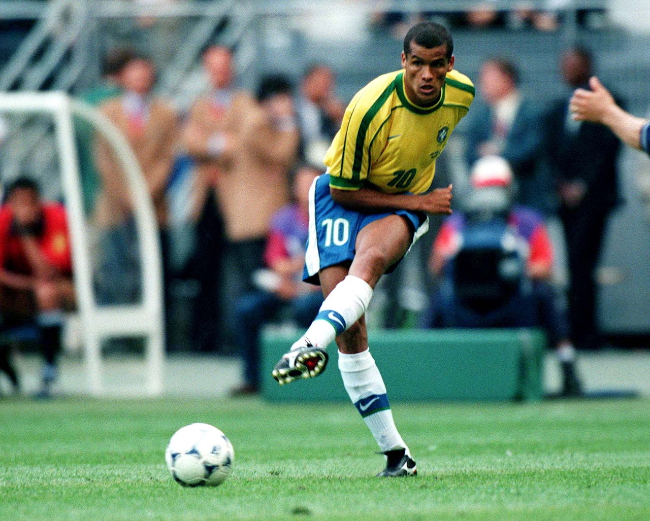 有助于维持 有助于维持